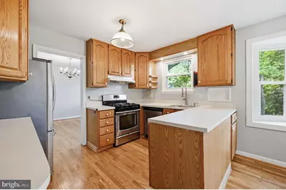 8608 Parliament Drive, Springfield, VA 22151 - Photo 13
