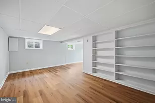 8608 Parliament Dr, Springfield, VA 22151 - Photo 29