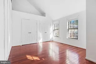 9364 Peter Roy Ct, Burke, VA 22015 - Photo 15