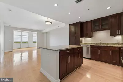 8220 Crestwood Heights Drive #1102, McLean, VA 22102 - Photo 5