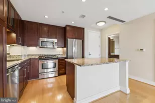 8220 Crestwood Heights Dr, McLean, VA 22102 - Photo 7