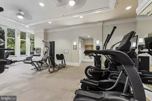 8220 Crestwood Heights Dr, McLean, VA 22102 - Photo 23