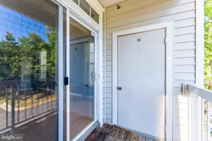 13034 Cabin Creek Rd, Herndon, VA 20171 - Photo 25