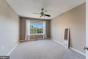 13034 Cabin Creek Rd, Herndon, VA 20171 - Photo 17