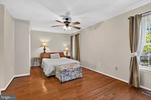 5851 Waterdale, Centreville, VA 20121 - Photo 17
