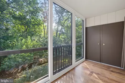 1657 Parkcrest Circle #201, Reston, VA 20190 - Photo 25