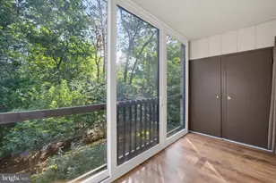 1657 Parkcrest Cir, Reston, VA 20190 - Photo 25