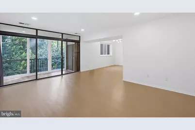 1657 Parkcrest Circle #201, Reston, VA 20190 - Photo 7