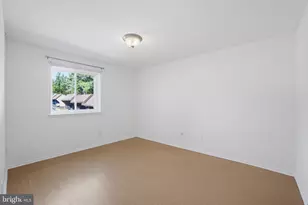 1657 Parkcrest Cir, Reston, VA 20190 - Photo 21