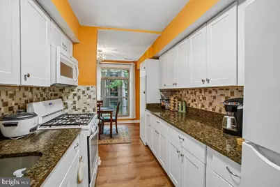 3352 Woodburn Road #21, Annandale, VA 22003 - Photo 15