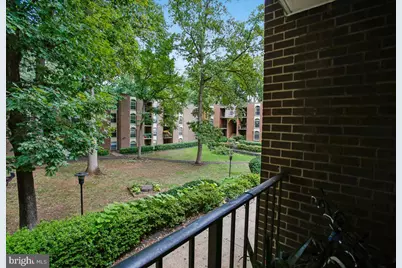 3352 Woodburn Road #21, Annandale, VA 22003 - Photo 3