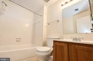 7819 Harrowgate Cir, Springfield, VA 22152 - Photo 13