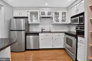 7621 Tremayne Pl, McLean, VA 22102 - Photo 3
