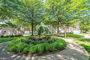 11575 Cavalier Landing Ct, Fairfax, VA 22030 - Photo 29