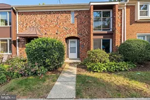 3743 Persimmon Cir, Fairfax, VA 22031 - Photo 1