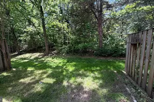 13643 St Johns Wood Pl, Herndon, VA 20171 - Photo 11