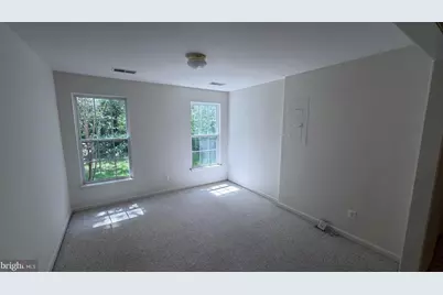 13643 Saint Johns Wood Place, Herndon, VA 20171 - Photo 7