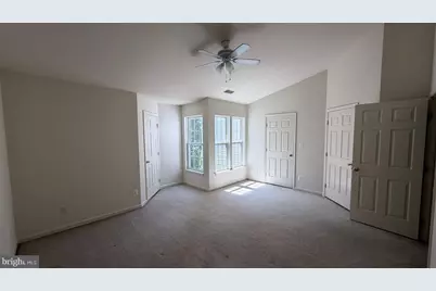 13643 Saint Johns Wood Place, Herndon, VA 20171 - Photo 27