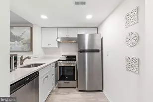 1951 Sagewood Ln, Reston, VA 20191 - Photo 7