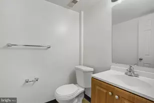 3800 Powell Ln, Falls Church, VA 22041 - Photo 11