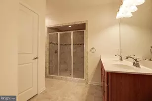 13776 Earhart Cir, Herndon, VA 20171 - Photo 33