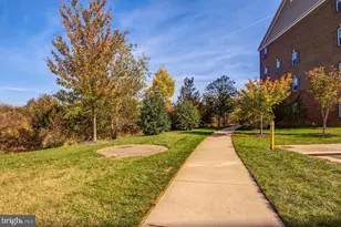 13776 Earhart Cir, Herndon, VA 20171 - Photo 51