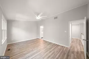8005 Galla Knoll Cir, Springfield, VA 22153 - Photo 19