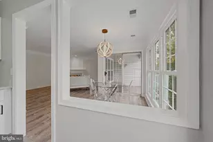 9254 Cardinal Forest Ln, Lorton, VA 22079 - Photo 11