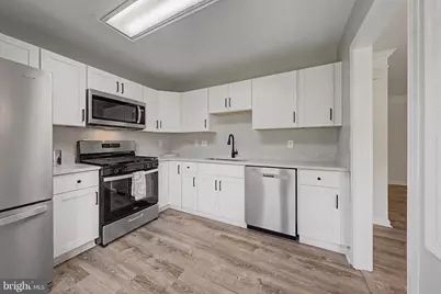 9254 Cardinal Forest Lane #302, Lorton, VA 22079 - Photo 7