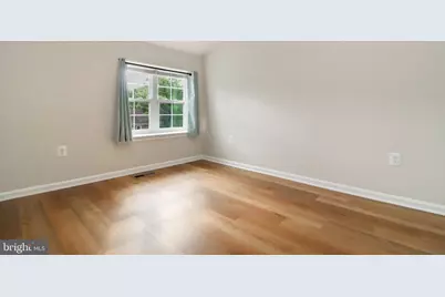 13893 Oyster Point Court, Chantilly, VA 20151 - Photo 11