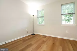 13893 Oyster Point Ct, Chantilly, VA 20151 - Photo 15