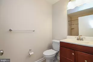 13893 Oyster Point Ct, Chantilly, VA 20151 - Photo 21