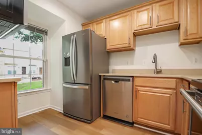 13893 Oyster Point Court, Chantilly, VA 20151 - Photo 7