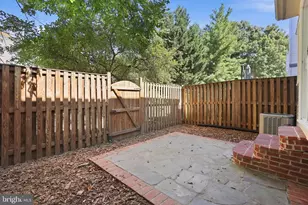 7708 Baird Ct, Lorton, VA 22079 - Photo 33