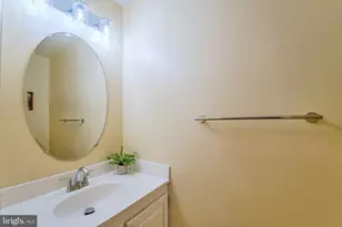 1213 Weatherstone Ct, Reston, VA 20194 - Photo 13