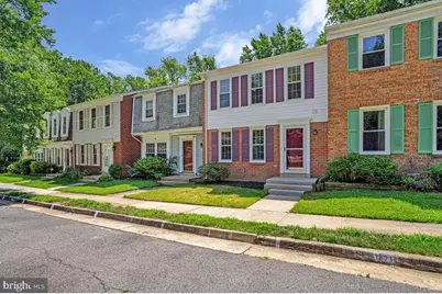 7821 Groveland Square, Springfield, VA 22153 - Photo 3