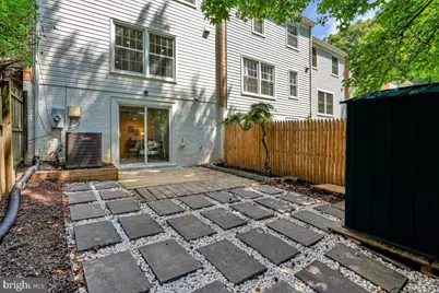 7821 Groveland Square, Springfield, VA 22153 - Photo 39