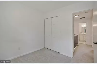 7821 Groveland Square, Springfield, VA 22153 - Photo 17