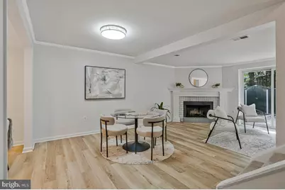 7821 Groveland Square, Springfield, VA 22153 - Photo 27