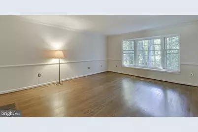 2025 Post Road, Vienna, VA 22181 - Photo 9