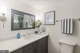 5901 Mount Eagle Dr, Alexandria, VA 22303 - Photo 15