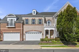 3886 Billberry Dr, Fairfax, VA 22033 - Photo 3