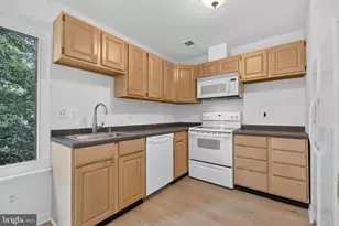 1703 Westwind Way, McLean, VA 22102 - Photo 17