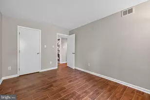 8509 Barrington Ct, Springfield, VA 22152 - Photo 25
