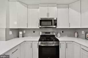 4373 Black Tulip Wy, Chantilly, VA 20151 - Photo 11
