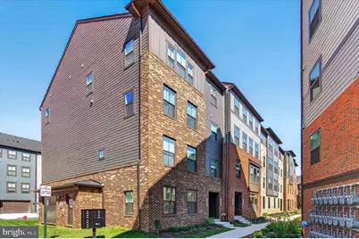 4373 Black Tulip Way #241, Chantilly, VA 20151 - Photo 1