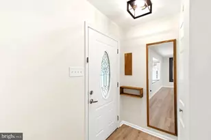 7215 Willow Oak Pl, Springfield, VA 22153 - Photo 5