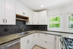 7215 Willow Oak Pl, Springfield, VA 22153 - Photo 19