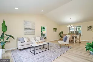 9718 Loch Linden Ct, Fairfax, VA 22032 - Photo 11