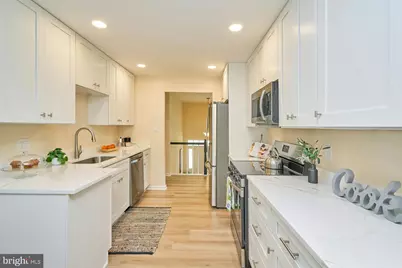 9718 Loch Linden Court, Fairfax, VA 22032 - Photo 17